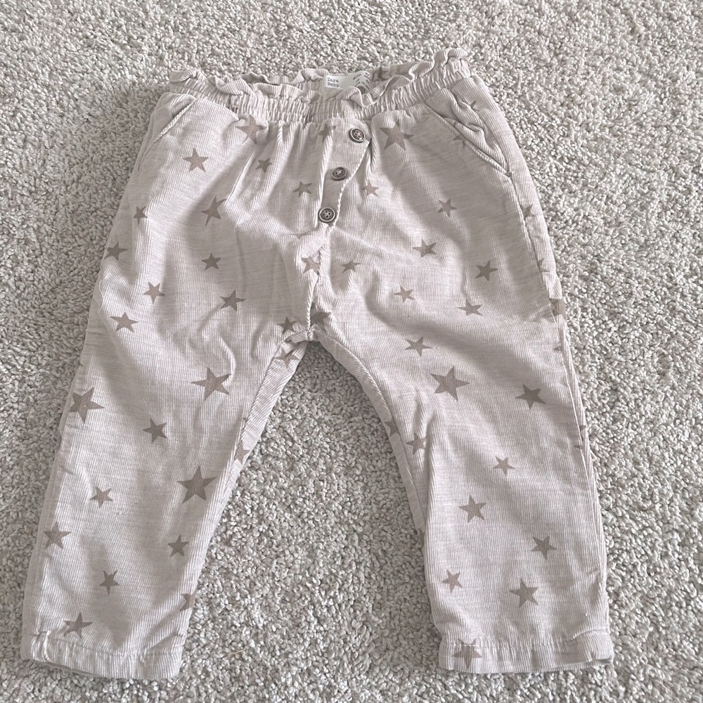 Zara corduroy pants with stars 9-12 months excellent condition
